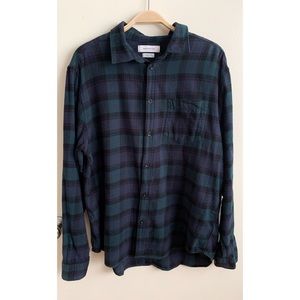 URBAN OUTFITTERS | Plaid Button Down Shirt Size L